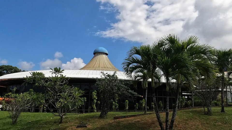 Fachada do edifício do Tribunal Regional Eleitoral da Bahia, em Salvador